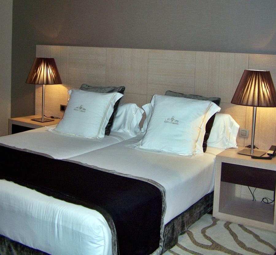 Washington Parquesol Suites & Hotel Valladolid Exterior photo