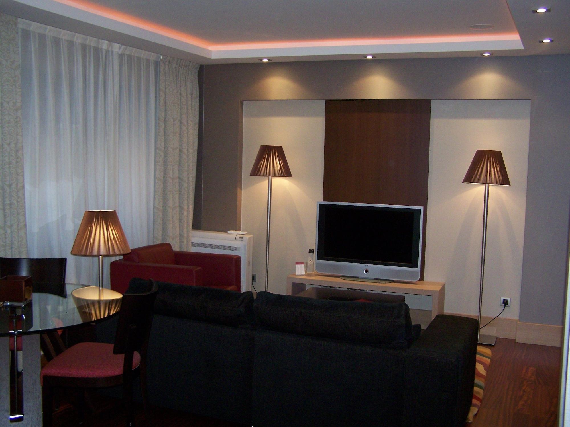 Washington Parquesol Suites & Hotel Valladolid Exterior photo