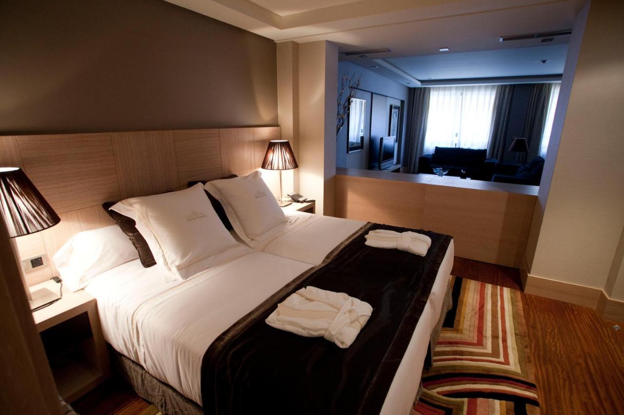 Washington Parquesol Suites & Hotel Valladolid Exterior photo